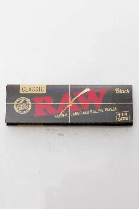 RAW Black  1 1/4